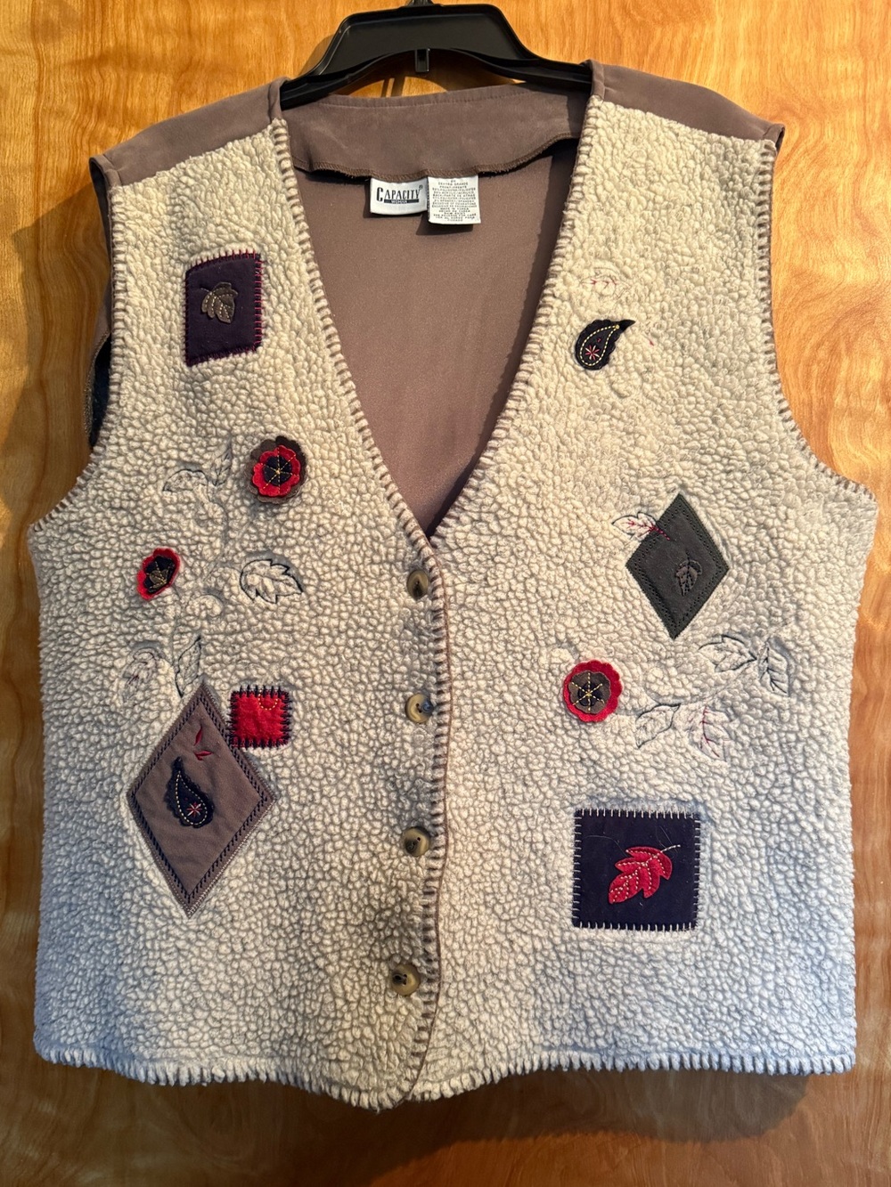 Capacity Woman Cream Sherpa vest front Embroidered Accents back solid Womens 2X